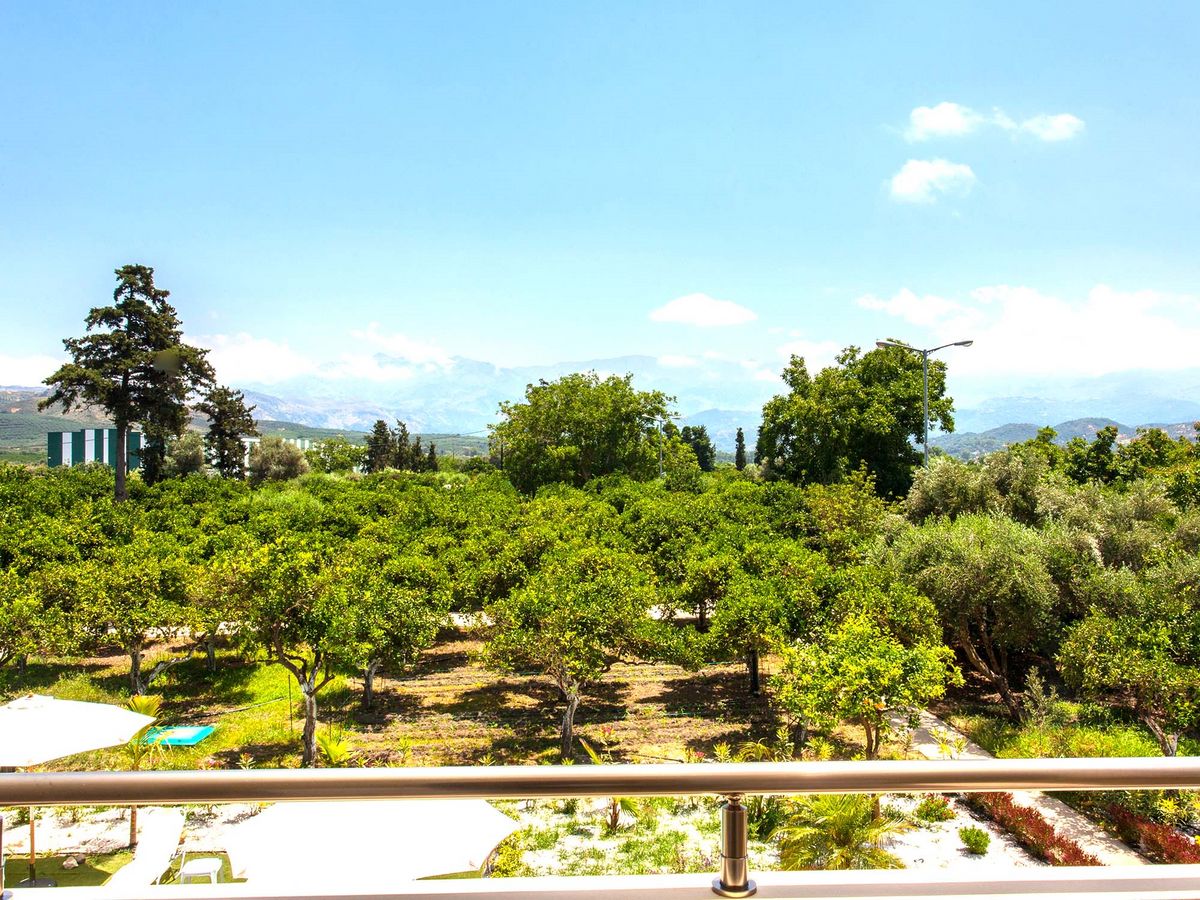 holiday-homes-chania-apartment2_02-green-orange-villa-organic-farm safe-holidays-greece